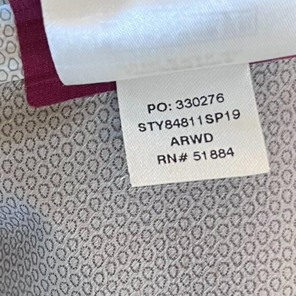 Patagonia Woman's Pink Stretch Rainshadow Outdoor Packable Rain Jacket Sz XL - Picture 3 of 15